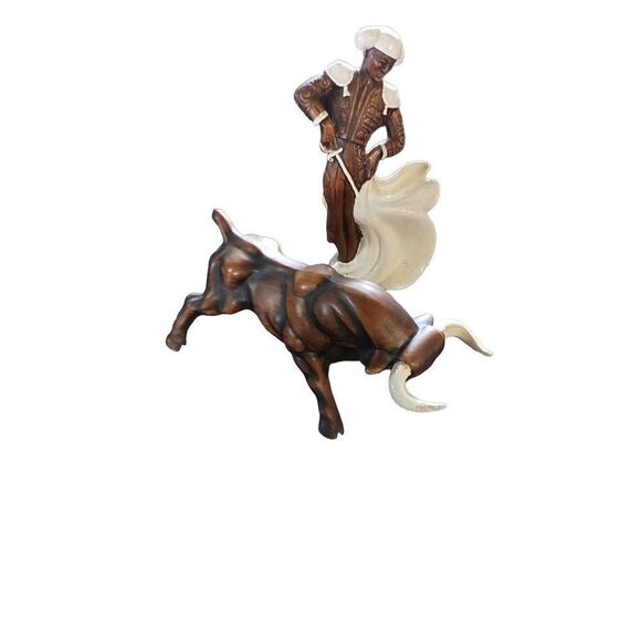 Vintage MCM treasure craft Matador and bull ceramic figures 1970s
